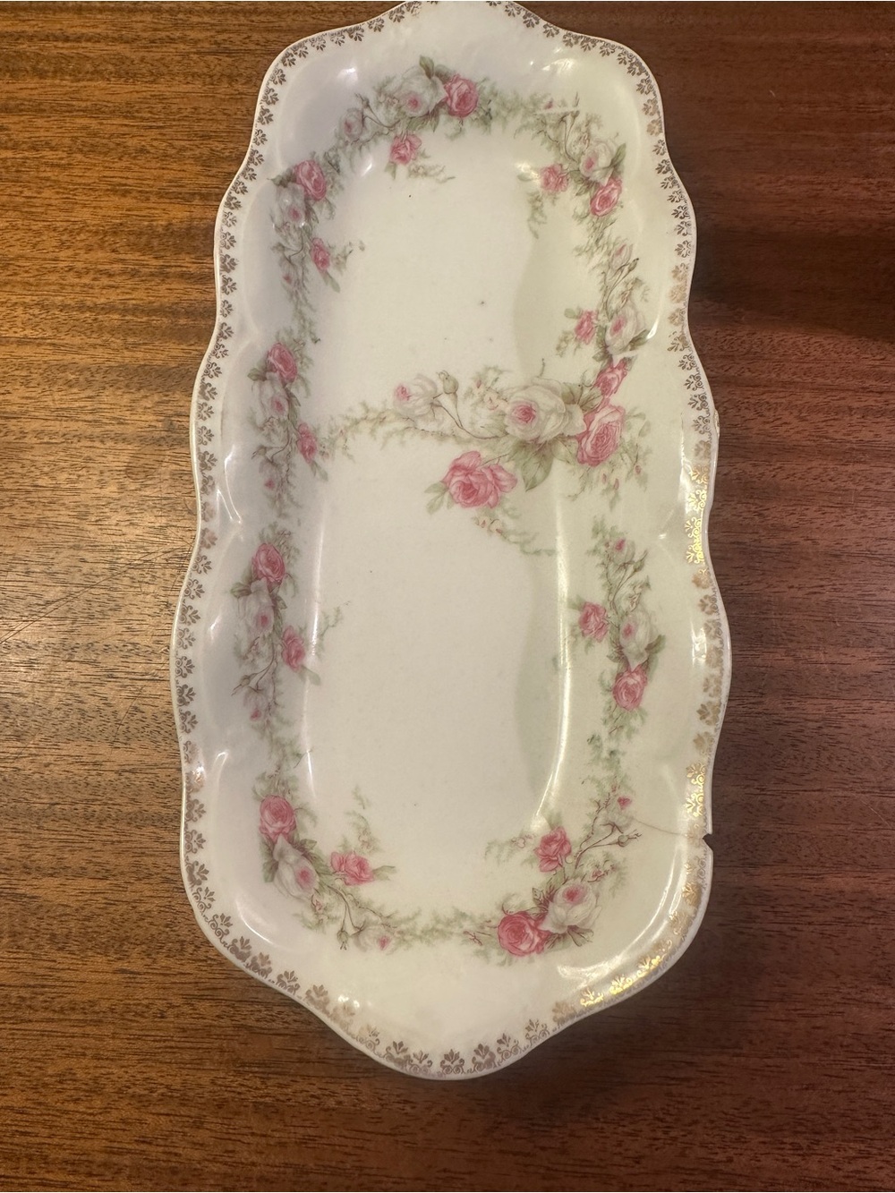 Mignon White Porcelain Serving Tray with Pink Rose Motif